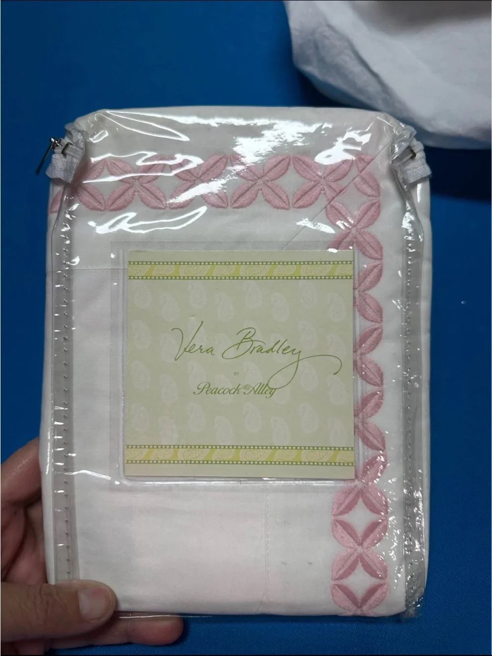 Vera Bradley x Peacock Alley Cabana Egyptian Cotton Embroidered Full Sheet Set